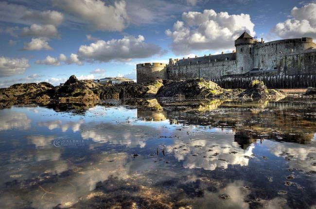 les remparts en apesanteur - saint Malo - Photographie Photographies par thématiques Galerie Sébastien Luce