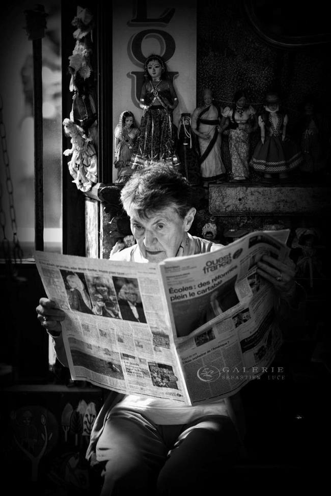 la liseuse - saint malo - Photographie Photographies d'art en édition limitée Galerie Sébastien Luce