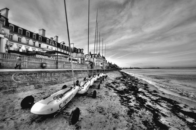 Surf School - Saint Malo - Photographie Photographies par thématiques Galerie Sébastien Luce