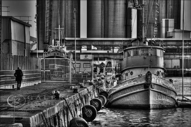 Seul sur les quais - Photographie Photographies par thématiques Galerie Sébastien Luce