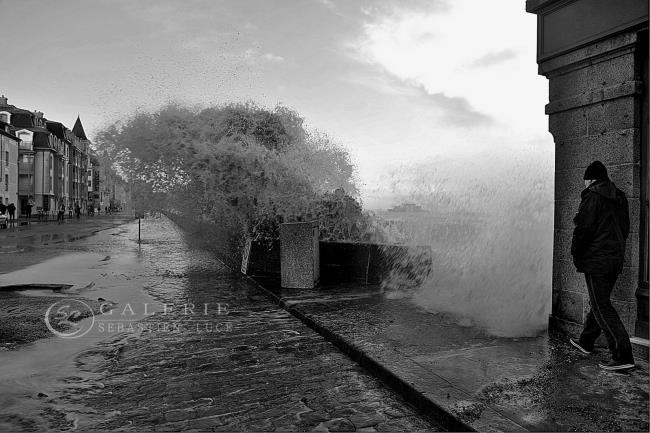 Déferlantes sur le Sillon - Photographie Photographies d'art en édition limitée Galerie Sébastien Luce