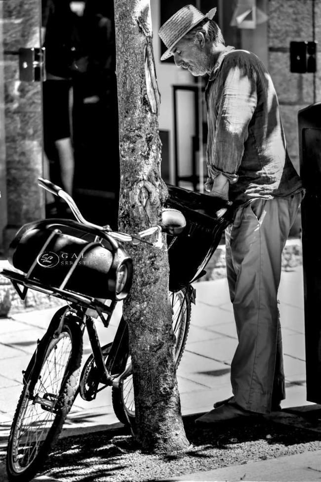 saint malo à vélo - Photographie Photographies d'art en édition limitée Galerie Sébastien Luce