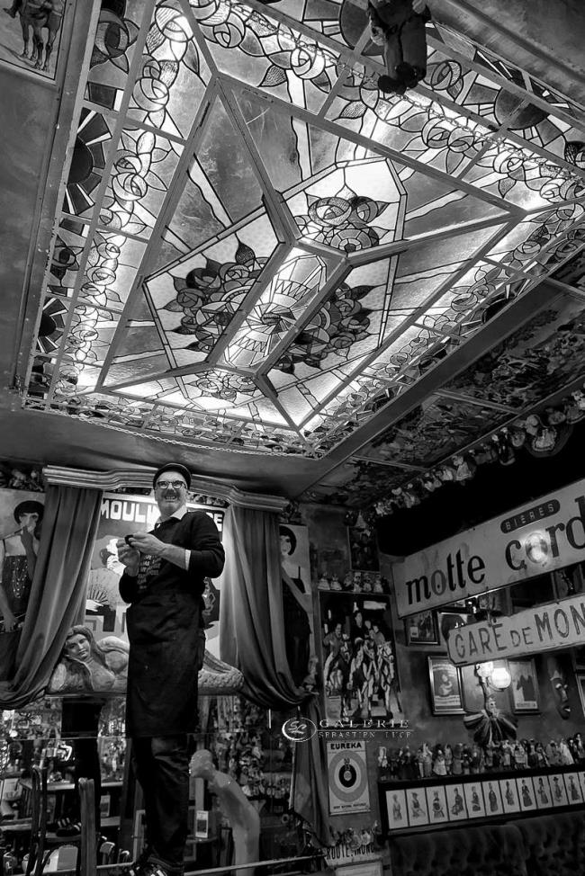 haut perché - Le café du coin - Photographie Photographies par thématiques Galerie Sébastien Luce