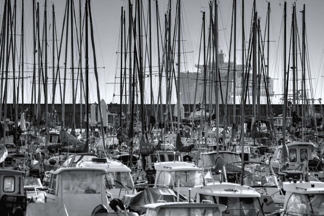 Petit et grand- le havre  - Photographie Photographies d'art en édition limitée Galerie Sébastien Luce