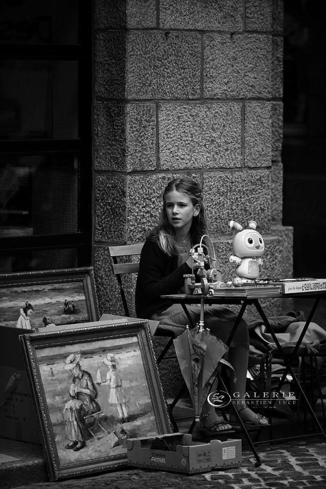 la petite marchande - saint malo - Photographie Photographies d'art en édition limitée Galerie Sébastien Luce