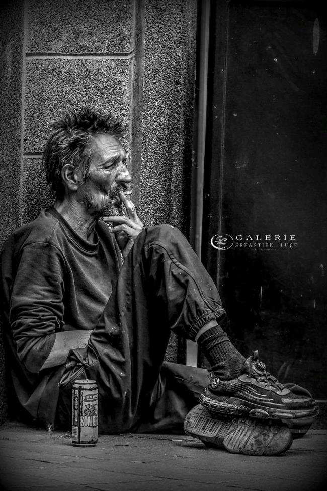 vie de rue - saint malo - Photographie Photographies par thématiques Galerie Sébastien Luce