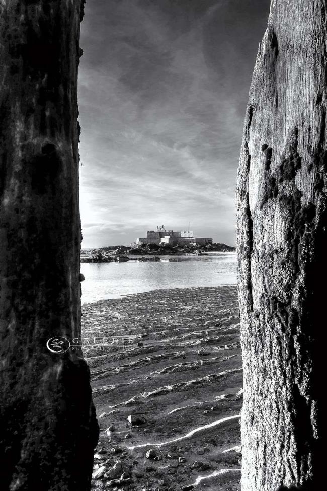 à travers les brise-lames - Photographie Photographies par thématiques Galerie Sébastien Luce
