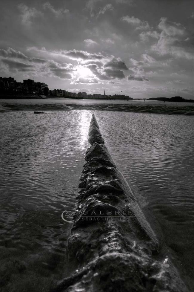 Saint Malo en ligne de mire   - Photographie Photographies par thématiques Galerie Sébastien Luce