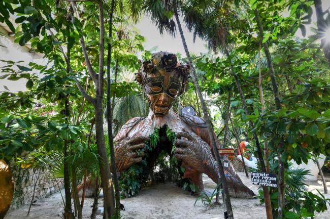 L´Homme en bois - Mexique  - Photographie Photographies d'art en édition limitée Galerie Sébastien Luce