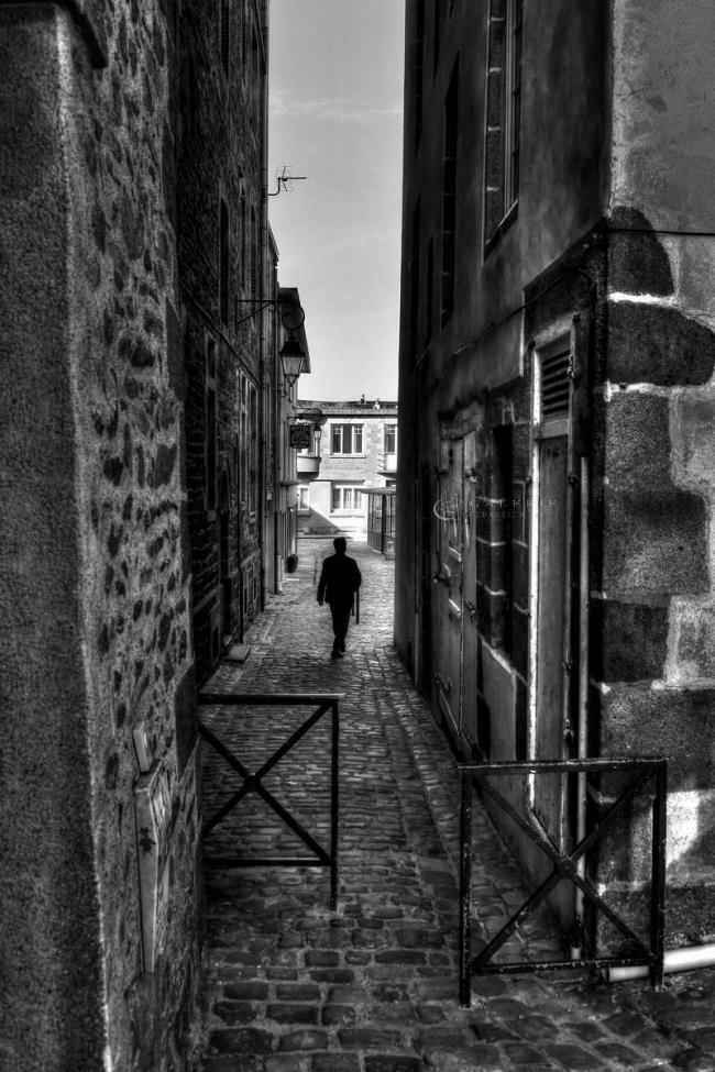 Passage étroit - saint malo - Photographie Photographies par thématiques Galerie Sébastien Luce