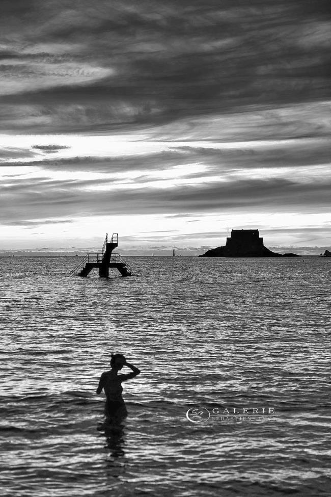 la baigneuse - saint malo - Photographie Photographies par thématiques Galerie Sébastien Luce
