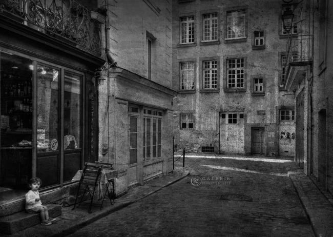 enfant de l intra-muros  - saint malo  - Photographie Photographies d'art en édition limitée Galerie Sébastien Luce